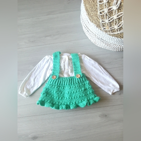 Handmade Green Knit Suspender Skirt for Kids - Picture 1 of 4